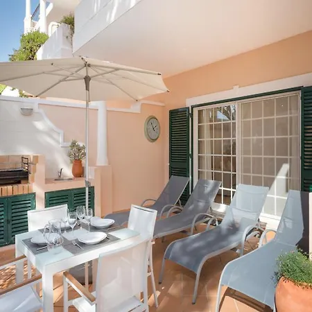 Sleeps 4 With Pool Air Con And Wifi *
